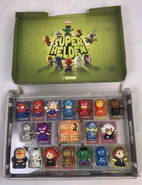 Marvel Superhelden Plus Verzamelkoffer met 18 Figuren, Kinderen en Baby's, Verzenden, Zo goed als nieuw