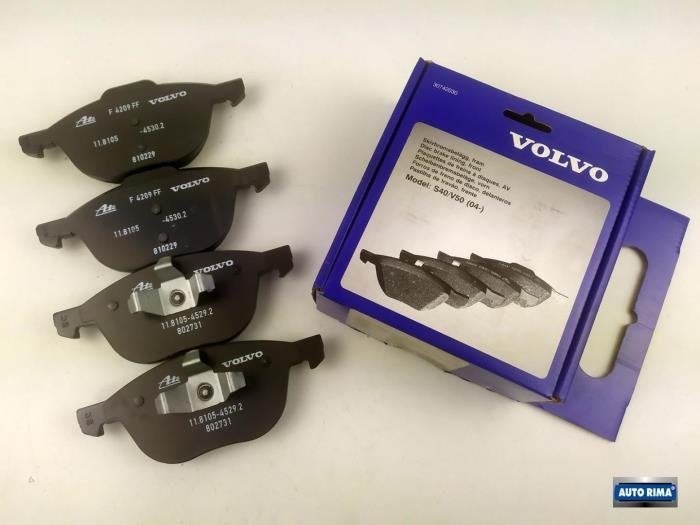 Remblok voor van een Volvo S40, Gebruikt, -, -, Ophalen of Verzenden