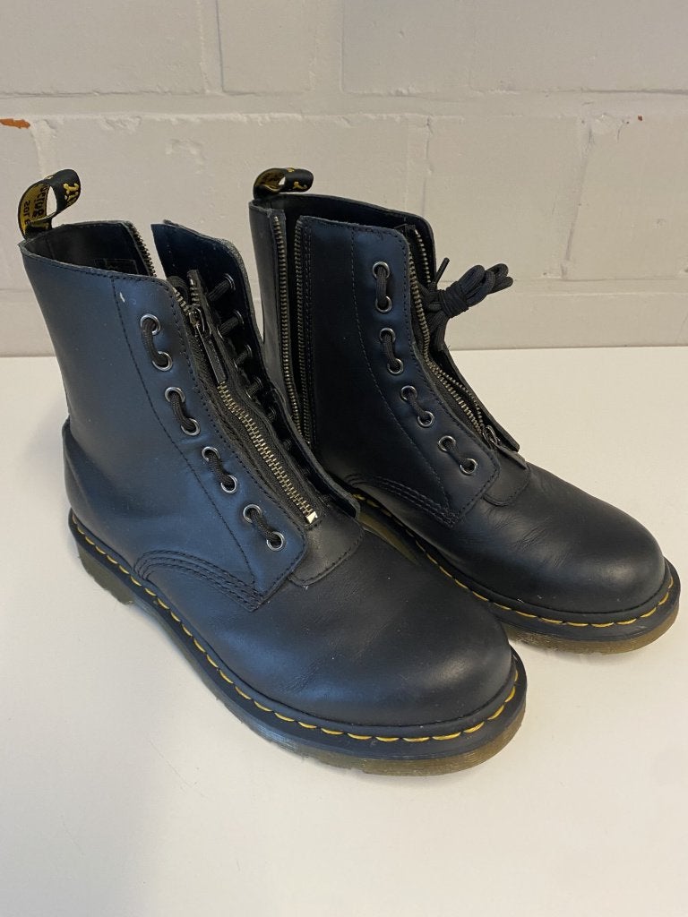 Dr. Martens zwarte boots met rits, Kleding | Dames, Zwart, Lage of Enkellaarzen, Ophalen of Verzenden, Zo goed als nieuw