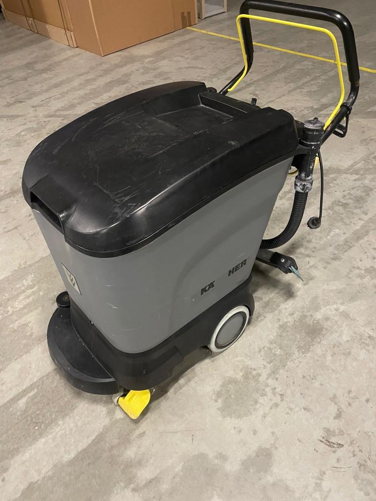 Karcher BD 40/25 C Achterloop Schrob-/Zuigmachine, Ophalen, Gebruikt, Schrobmachine