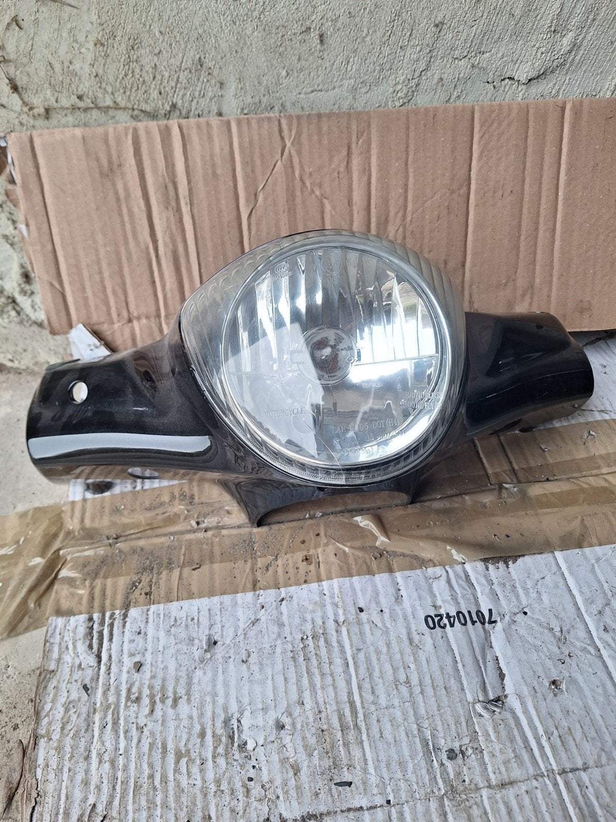 Phare Piaggio, Enlèvement ou Envoi, Phare