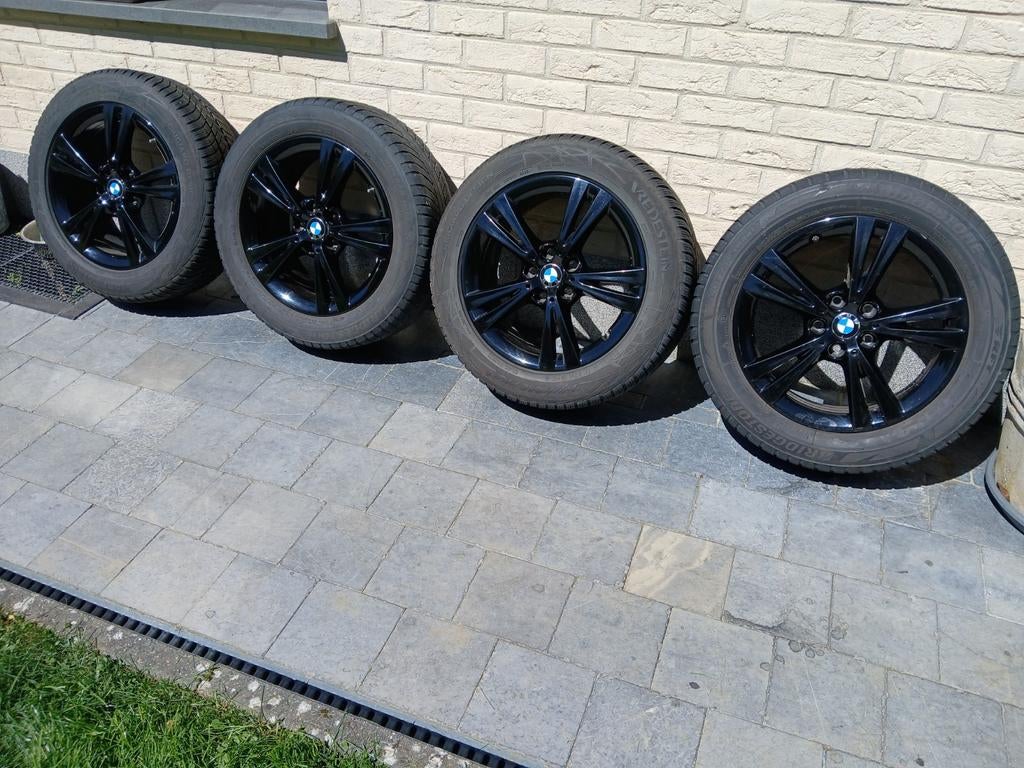 Kit hiver BMW - jantes noires et pneus 225/55/R17, Enlèvement, Pneu(s)