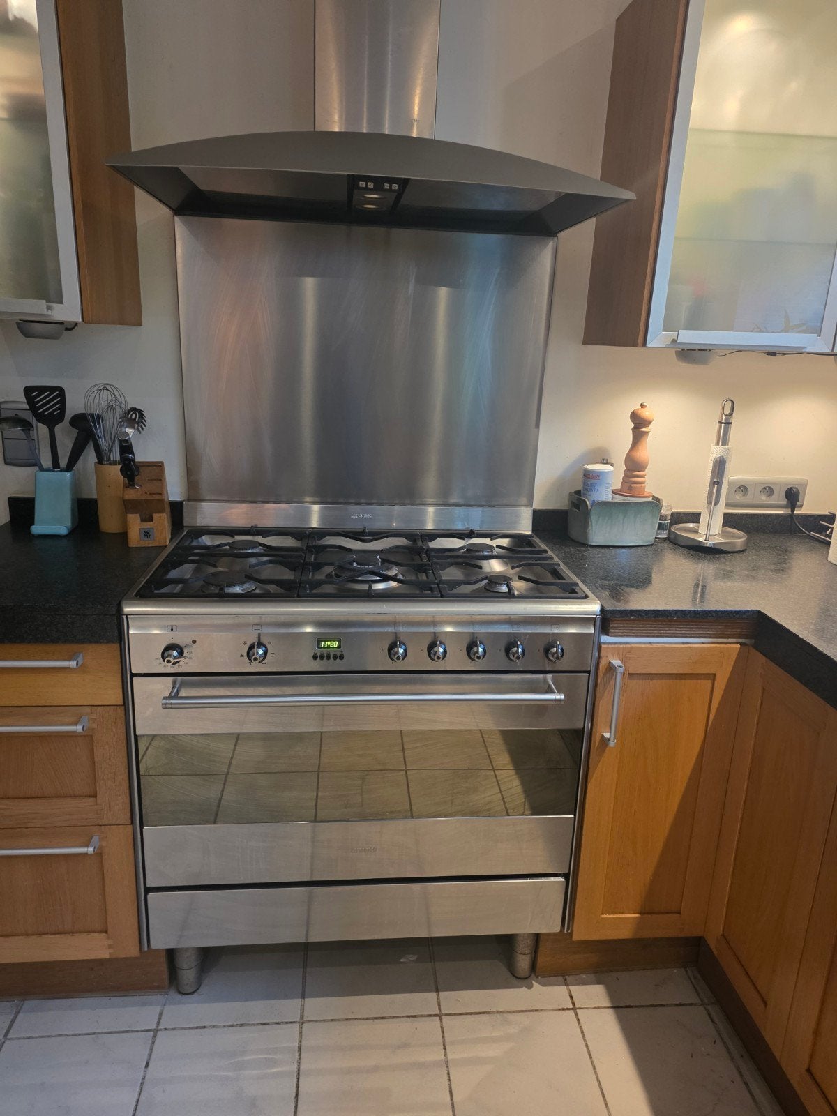 Smeg Vrijstaand Gasfornuis 90cm RVS – 5/6 Pitten, Ophalen, Vrijstaand, Smeg, Oven