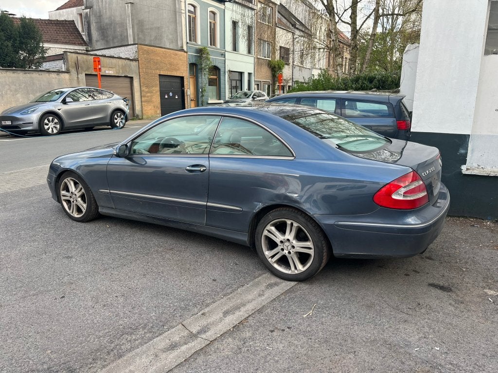 Mercedes Benz CLK 200 Benzine  - Automaat 2004, Auto's, Automaat, Zetelverwarming, Particulier, Coupé