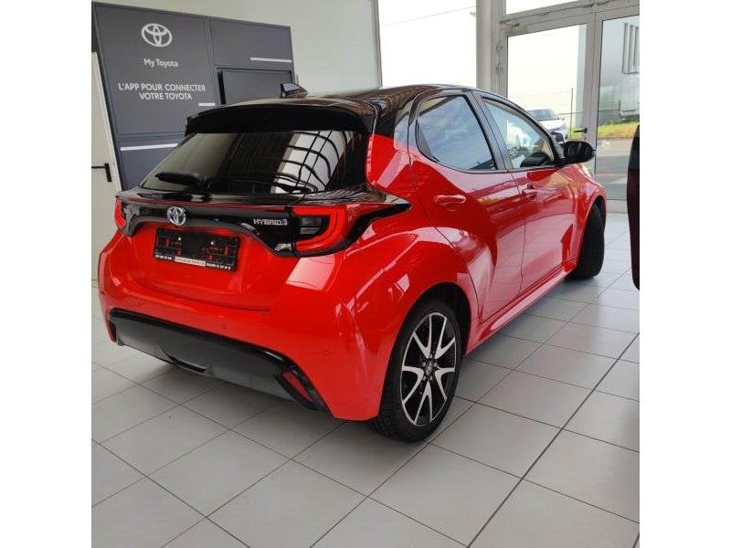 Toyota Yaris Premiere, Automaat, 1497 cc, Hybride Elektrisch/Benzine, Yaris