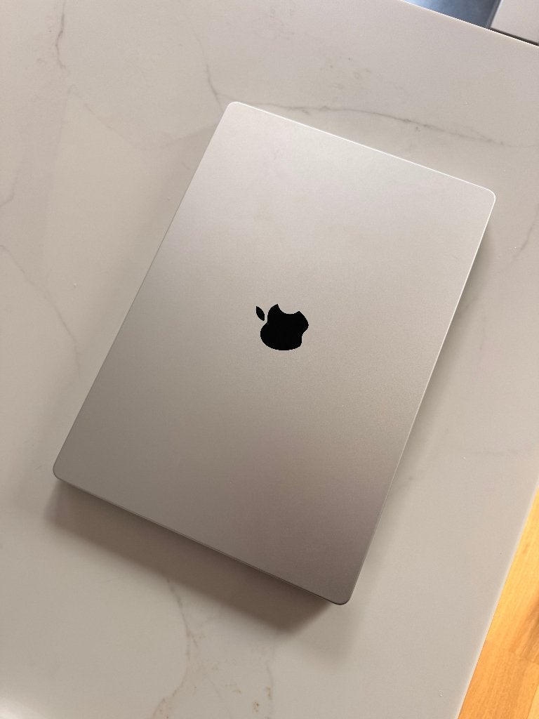MacBook Pro 16" M4 Pro/24 GB/512 GB - bijna nieuw + garantie, Computers en Software, Ophalen, 512 GB, Zo goed als nieuw, MacBook