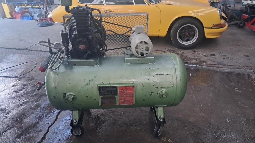 Goede compressor 220 400v nieuwe elektromotor, Doe-het-zelf en Bouw, Ophalen of Verzenden, Gebruikt