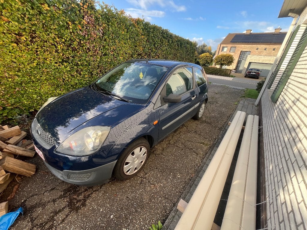 Ford Fiesta blauw, benzine, Auto's, Voorwielaandrijving, Stof, 4 cilinders, Blauw