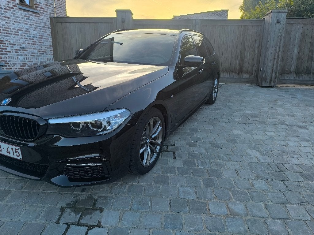 Bmw 520d M-Pack, Cuir, Entretenue par le concessionnaire, Noir, 5 portes