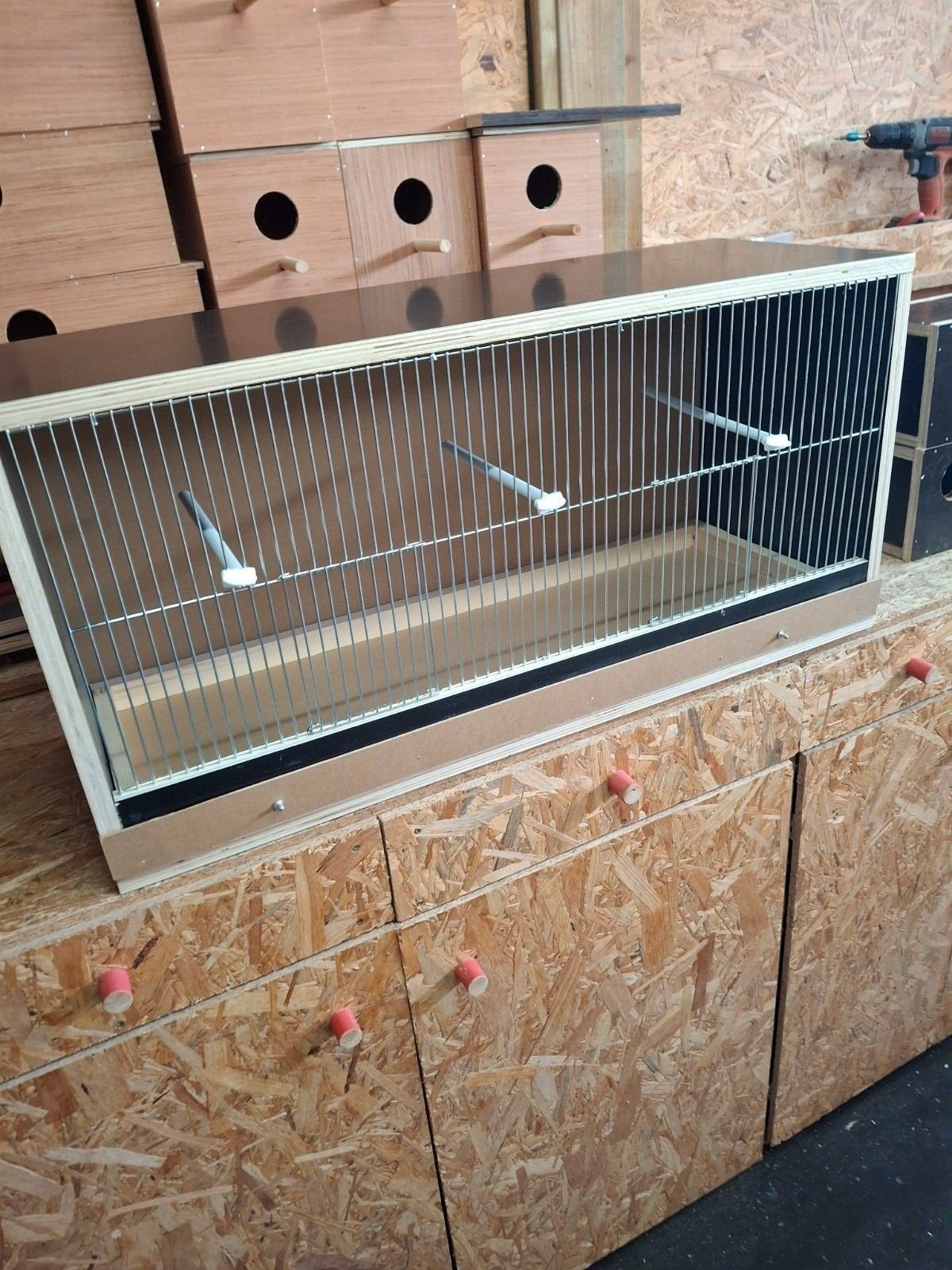 Nieuw vogelkooi, Dieren en Toebehoren, Vogels | Hokken en Kooien, Ophalen, Nieuw, Hout, Vogelkooi