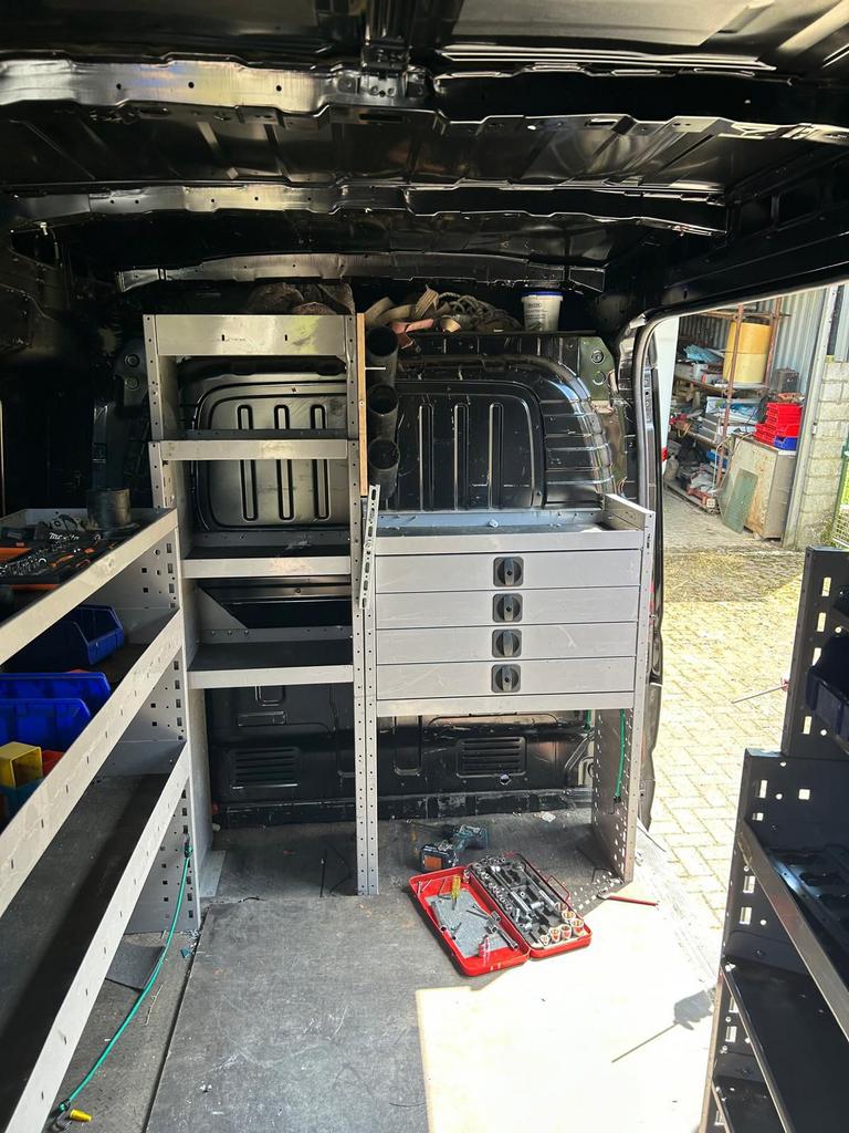 Inrichting bestelwagen! Camionette, Ophalen, Zo goed als nieuw