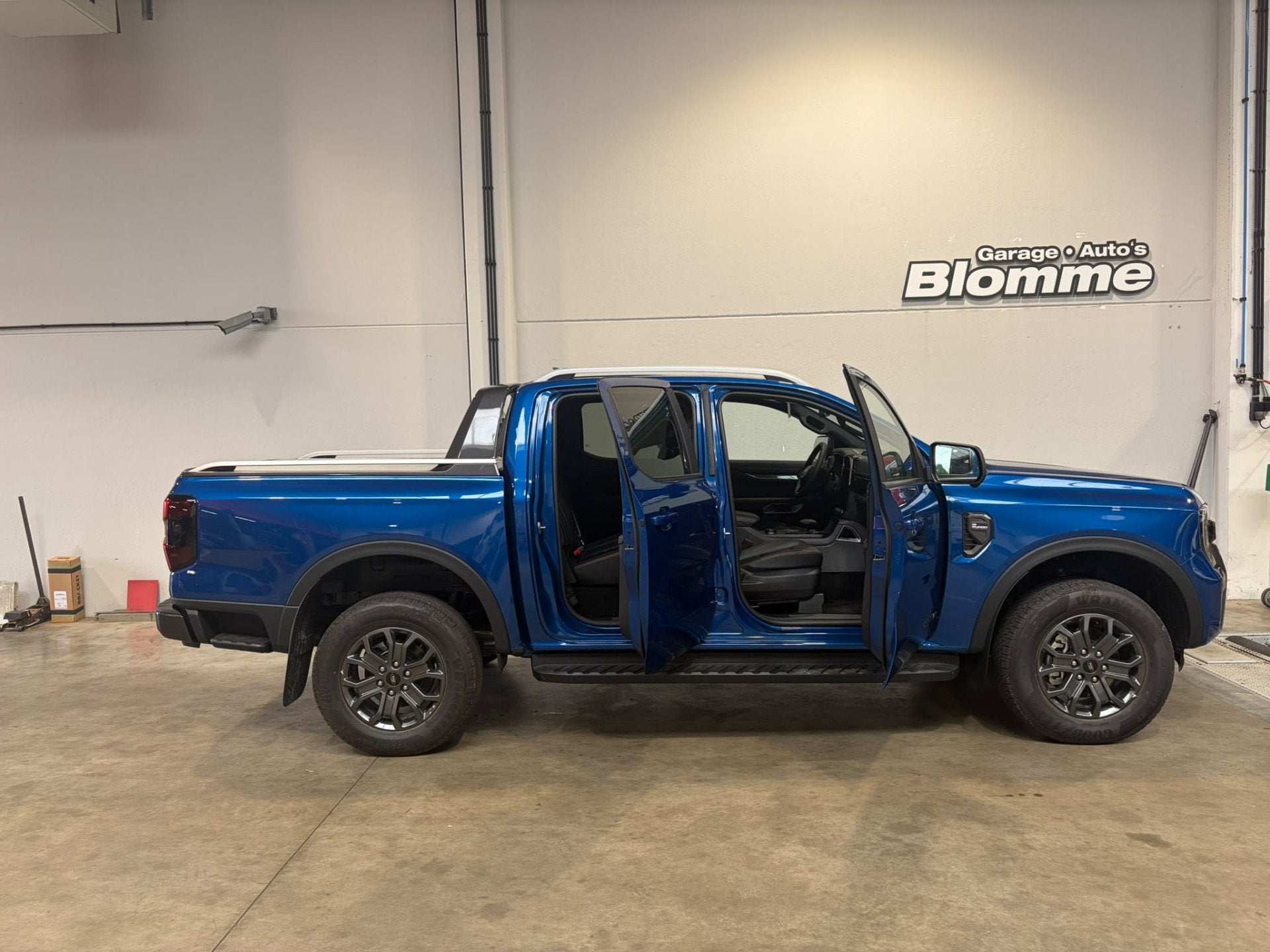 Ford Ranger 2.0 Super Cab EcoBlue Wildtrak 5Y GARANTIE ! NIE, Autos, Ford, Cuir, Achat, https://public.car-pass.be/vhr/b3677ccb-3fb1-45f7-9415-0792b541b983