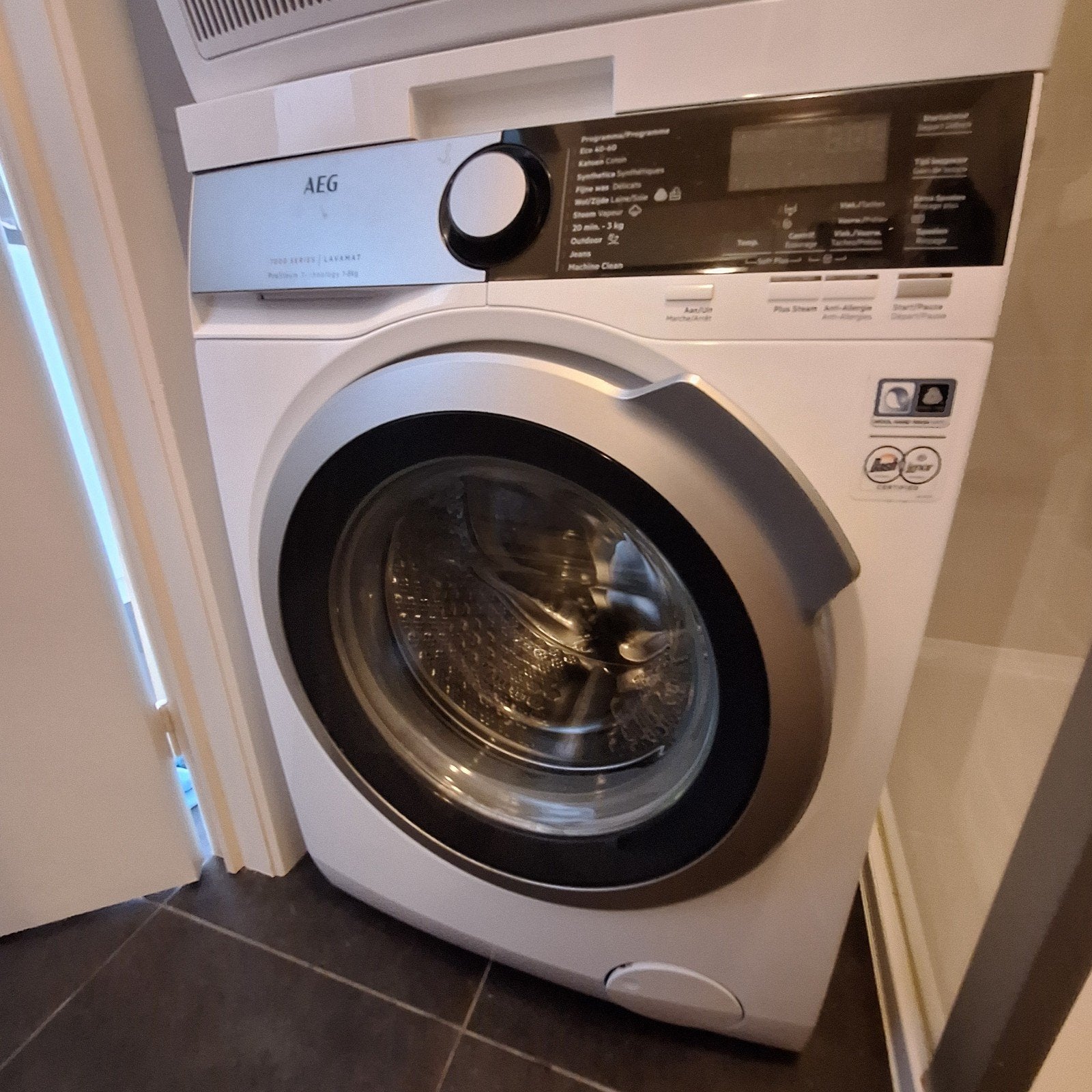 Wasmachine AEG, Ophalen