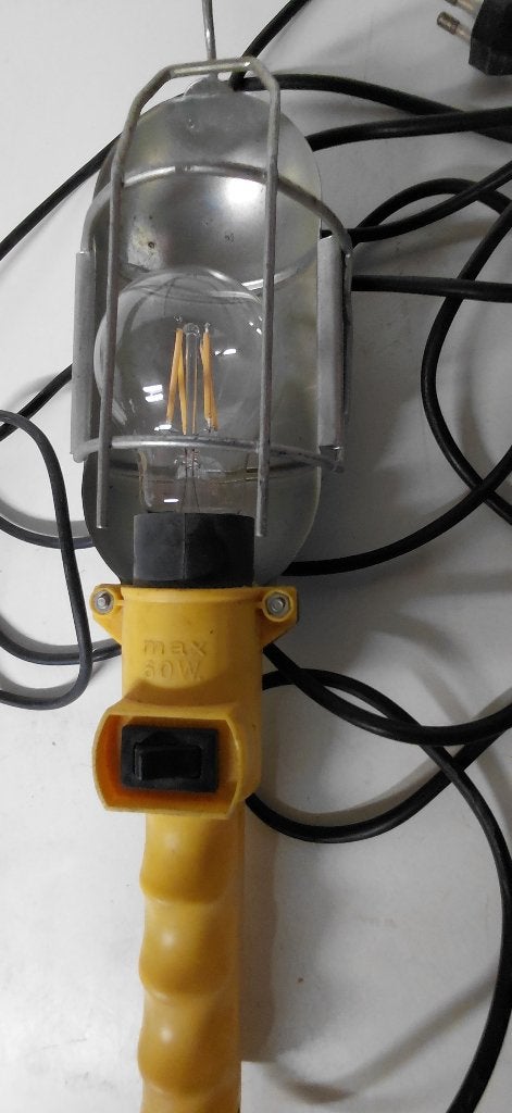 Looplamp met metalen rooster en lamp erin, Ophalen of Verzenden, Zo goed als nieuw, Lamp met armatuur