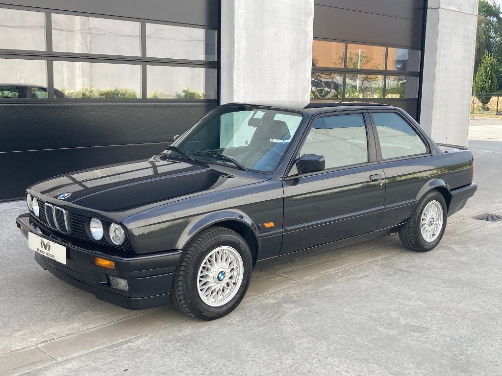 BMW 318is E30, Autos, 100 kW, Achat, Entreprise, Rétroviseurs électriques