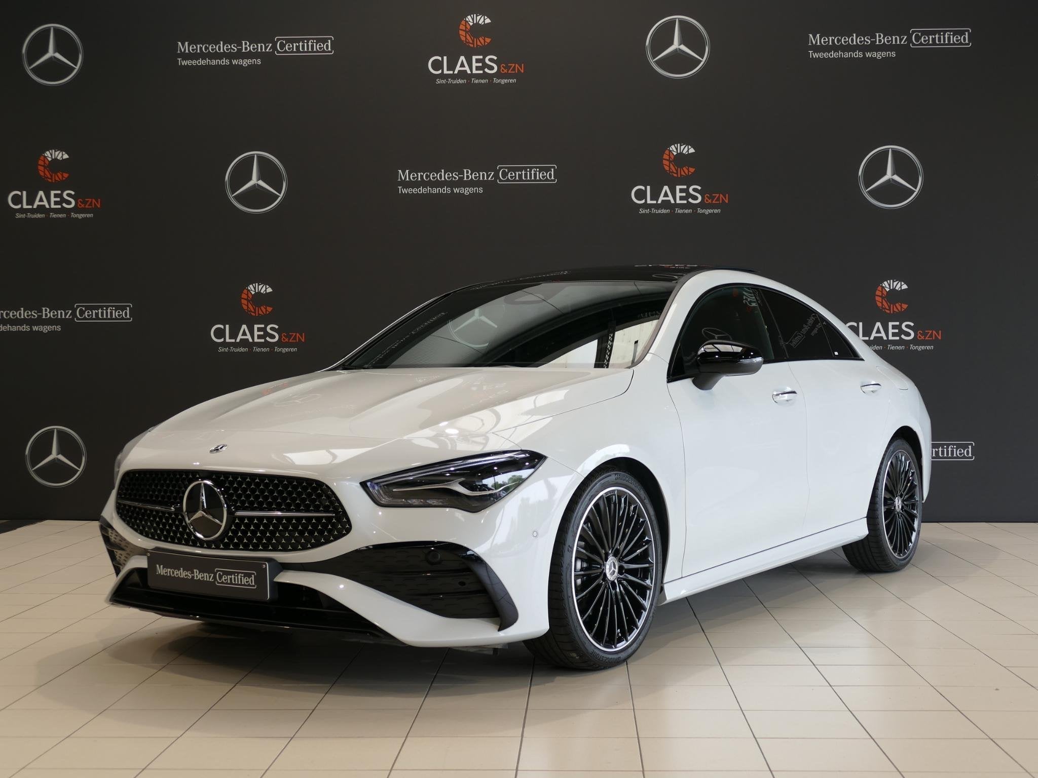 Mercedes-Benz CLA-klasse 180 AMG Line DOS 203, Auto's, Stof, Gebruikt, 4 cilinders, 136 pk