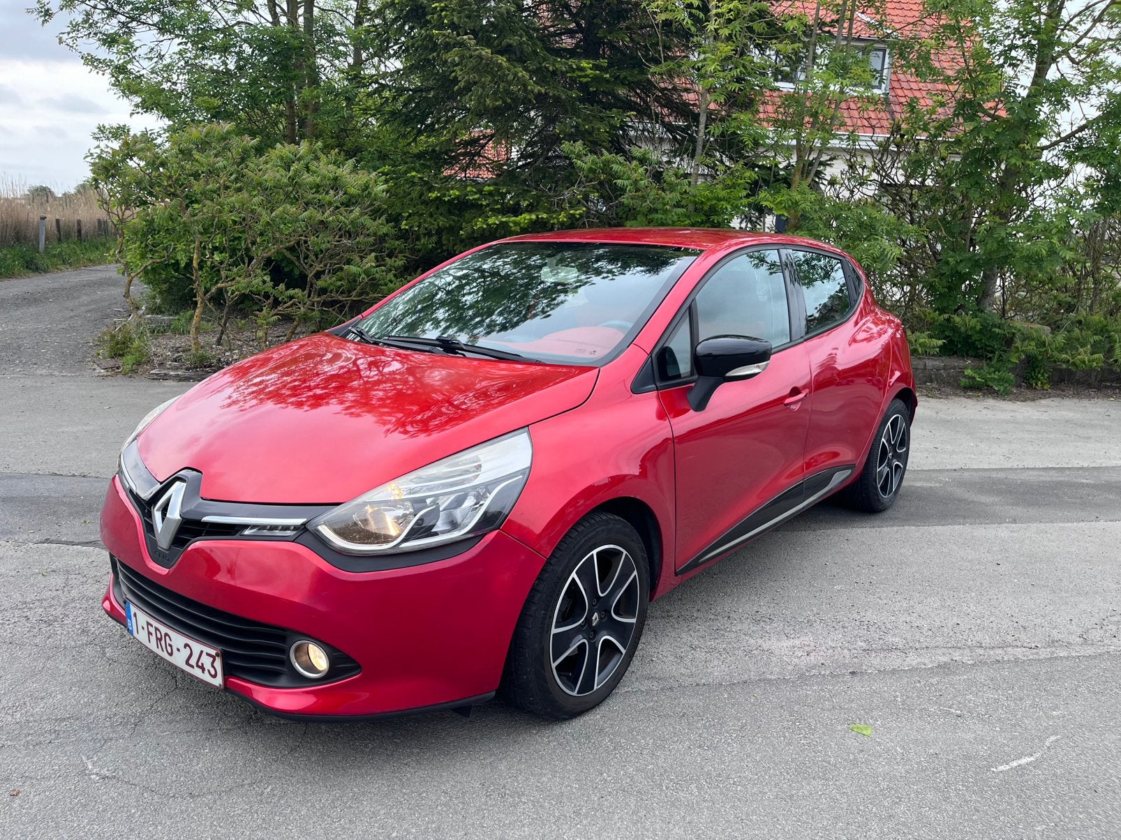Renault Clio IV 0.9Tce 90pk, goed onderhouden!, Auto's, Renault, Voorwielaandrijving, Stof, 5 deurs, Particulier
