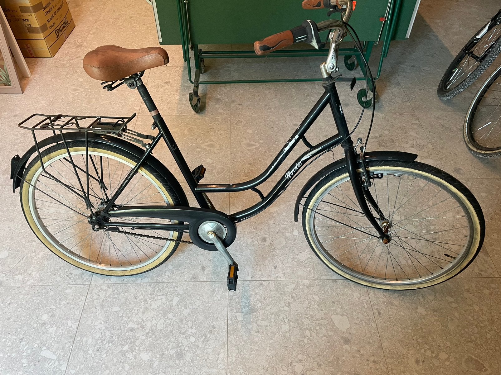 Damesfiets met 3 versnellingen, Fietsen en Brommers, Fietsen | Dames | Damesfietsen, Terugtraprem, Gebruikt, Versnellingen, 56 cm of meer