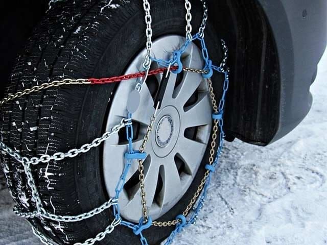 wintersport winterbanden huren vanaf €13 wintersport verhuur, Service mobile, Service de pneus