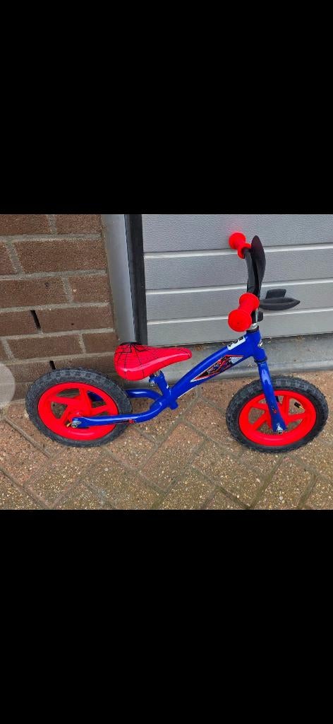 Velo spiderman enfant, Vélos & Vélomoteurs, Enlèvement, Comme neuf