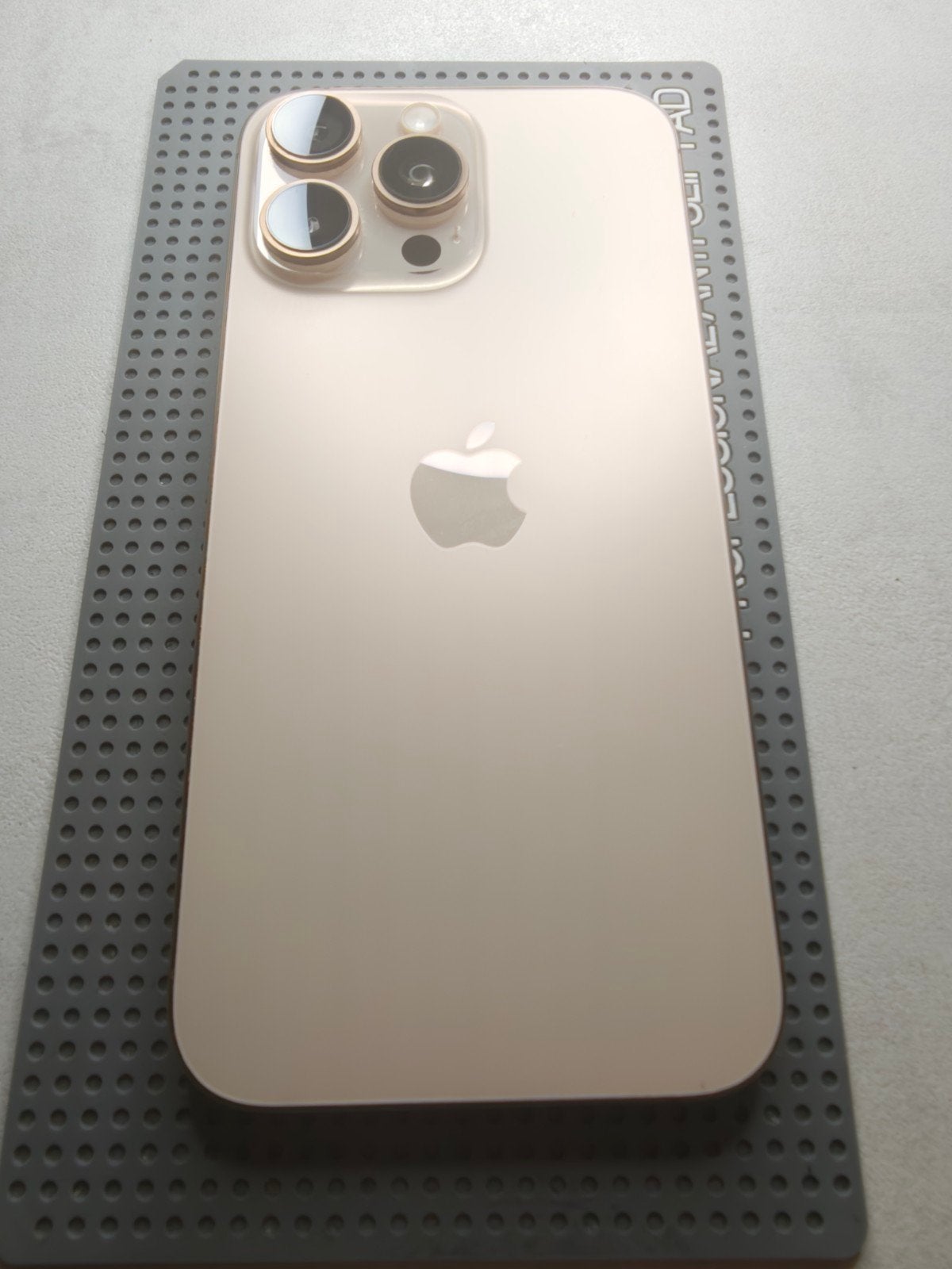 iPhone 16 pro max 256gb desert titanium, Telecommunicatie, Mobiele telefoons | Apple iPhone, IPhone 16 Pro Max, Zo goed als nieuw