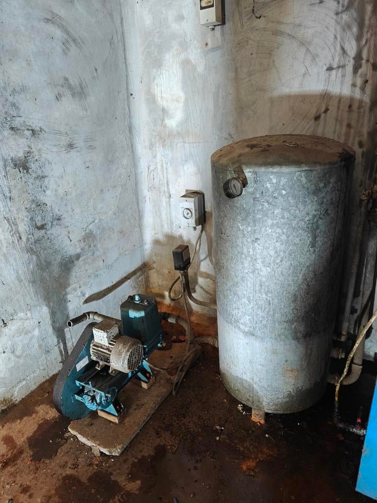Regenwater pomp met drukvat, Enlèvement