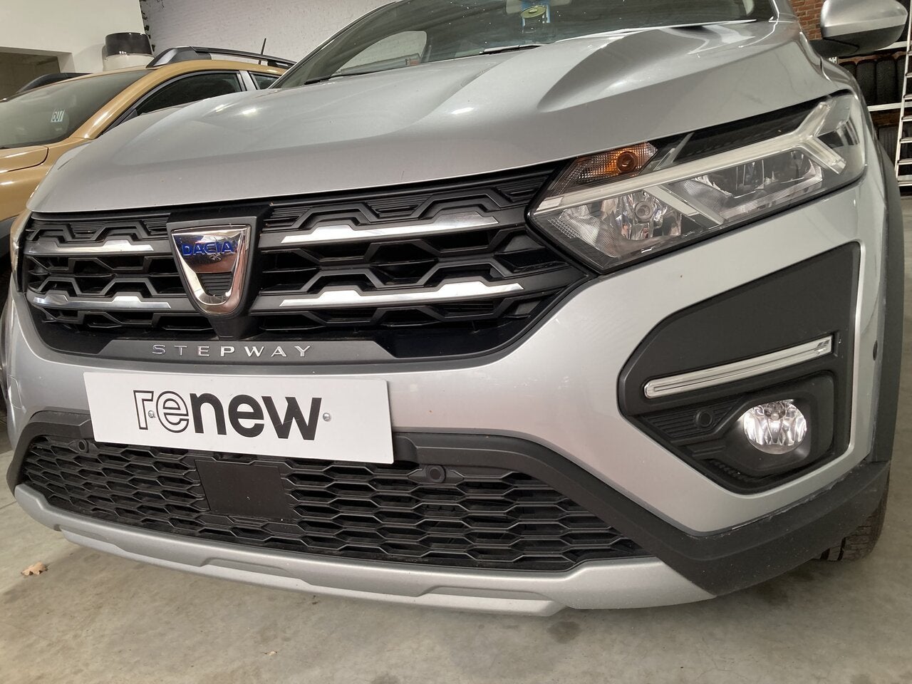 Dacia Sandero TCe 90 Pk Stepway Plus, Autos, 0 kg, Argent ou Gris, Achat, 90 ch