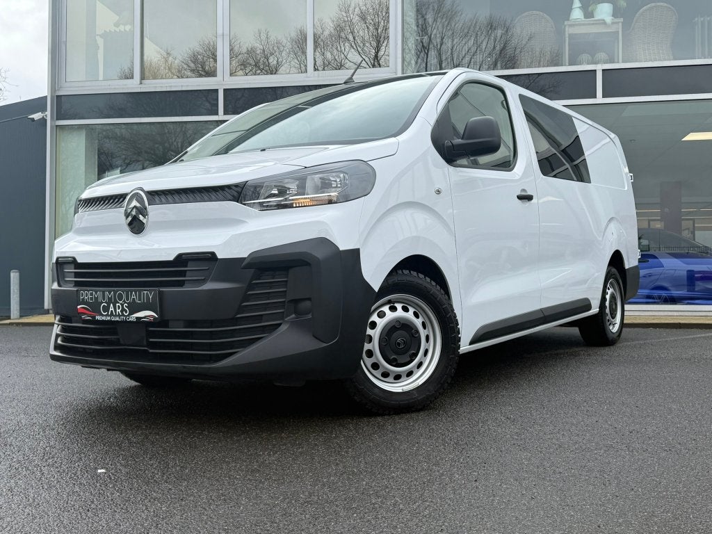 DUBBELE CABINE / CAMERA / CARPLAY / AIRCO / L3, Auto's, Stof, Euro 6, Wit, Bedrijf