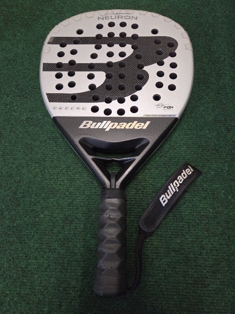 Bullpadel Neuron padelracket, Sports & Fitness, Padel, Enlèvement ou Envoi, Comme neuf, Raquette de padel