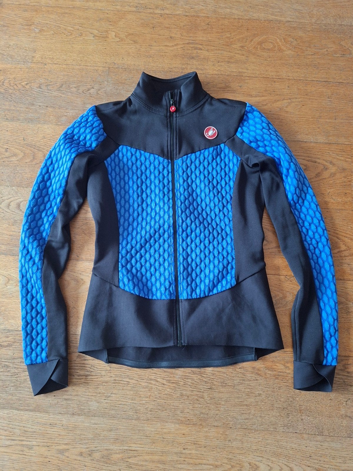 Veste de vélo Castelli Sfida pour femme S, Vélos & Vélomoteurs, Accessoires vélo | Vêtements de cyclisme, Envoi, Femmes