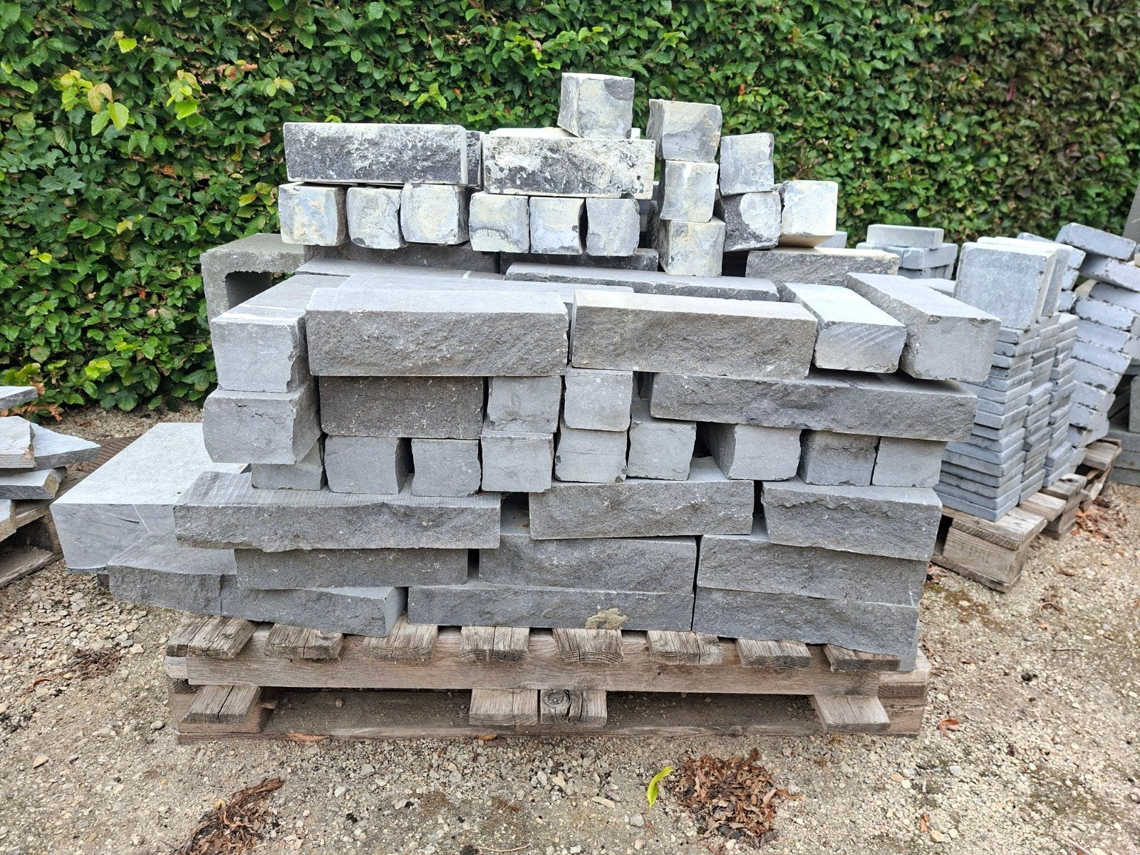 Pierre bleu Belge Moellon Clivé 30x6 et 20x6 +- 3M2, Bricolage & Construction, Enlèvement