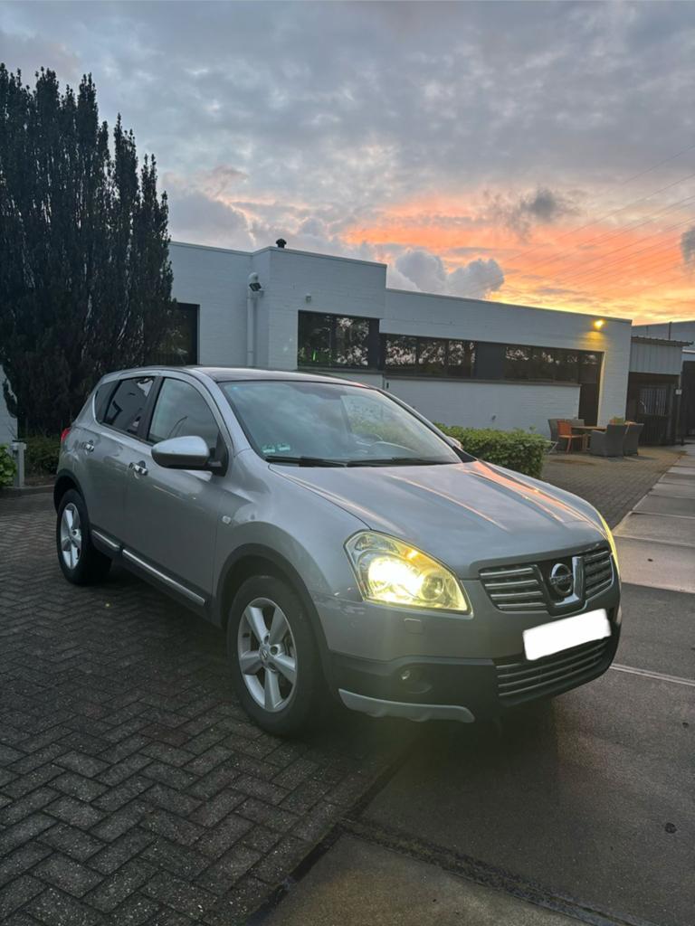 Nissan Qashqai+2  2.0 Benzine 4X4 Automaat, Auto's, Automaat, Zwart, Leder, 5 deurs