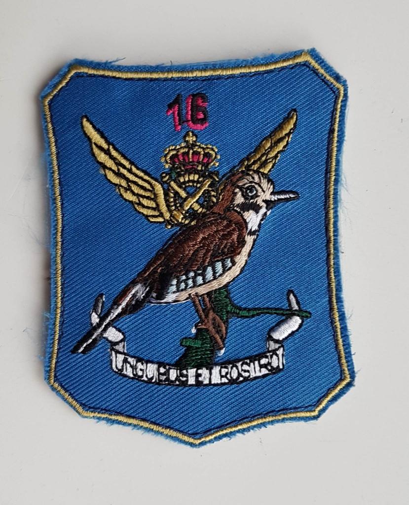Ecusson badge aviation belge 16 ième escadrille (hélico), Collections, Enlèvement ou Envoi, Emblème ou Badge