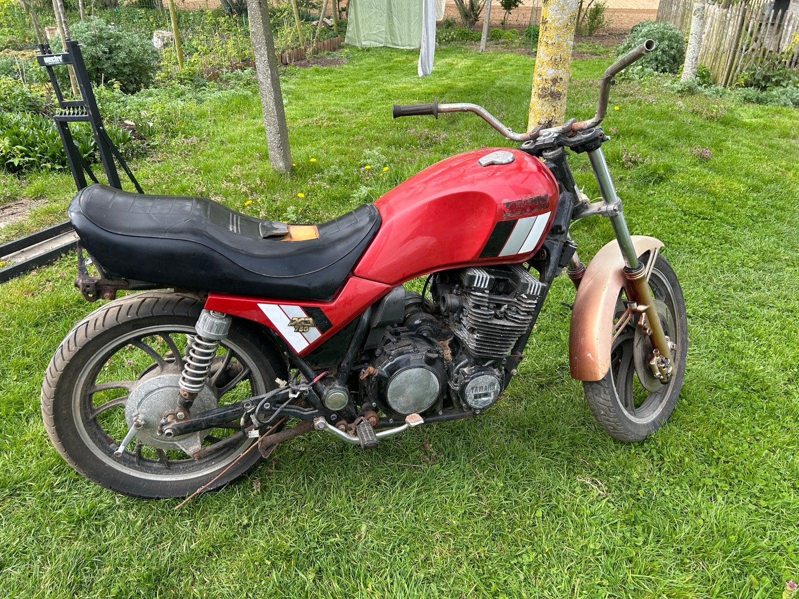 Yamaha XJ750, Motoren, Motoren | Yamaha, Bedrijf