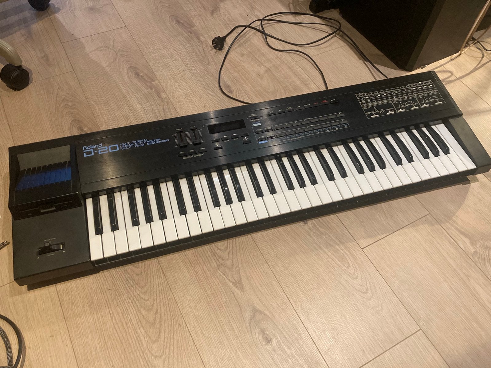 Roland D-20, Musique & Instruments, Enlèvement, Utilisé, Roland