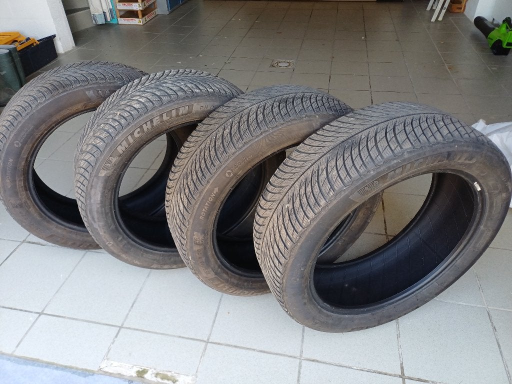 Pneus d'hiver Michelin Pilot Alpin 5 SUV 255/45R20 105V, Pneus hiver, 255 mm, Pneu(s), Enlèvement