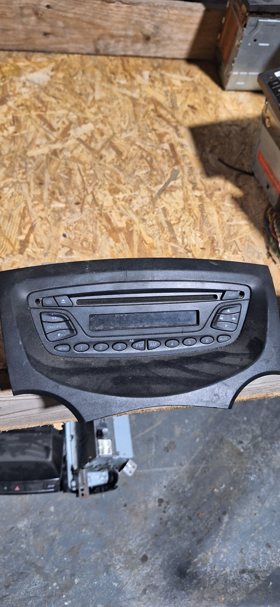 Ford Ka Radio/CD/DVD/GPS head unit, Auto diversen, Gebruikt, -, -, Ophalen of Verzenden