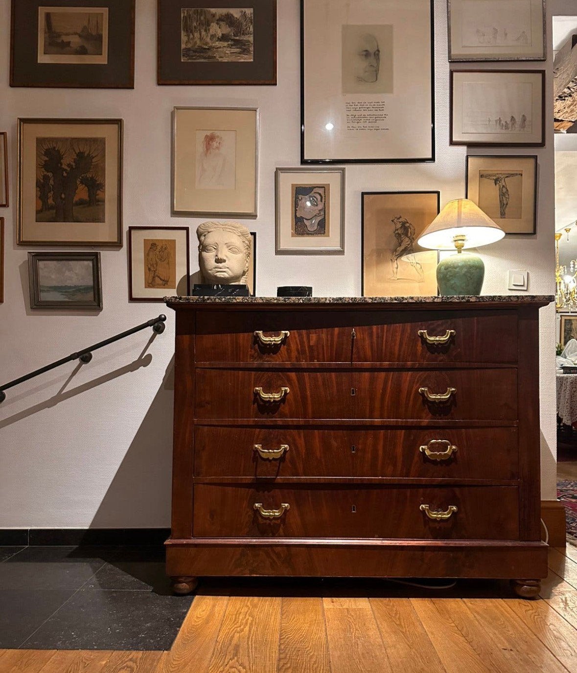 Perfect gerestauteetde dressoir in mahonie, Ophalen