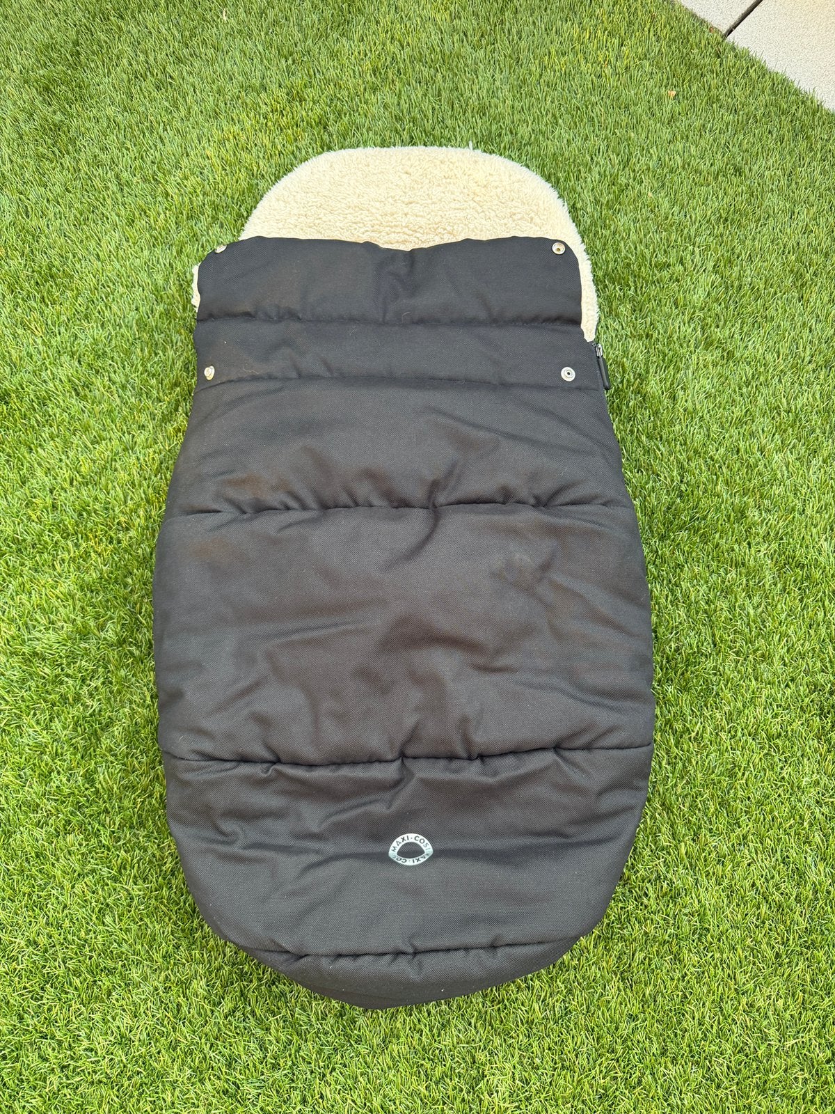 Chancelière Maxi-Cosi — noire, Enfants & Bébés, Accessoires de mode pour bébé, Enlèvement, Comme neuf
