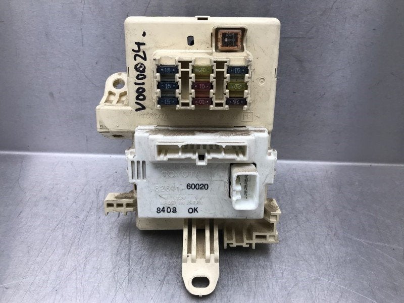 ZEKERINGKAST Toyota Land Cruiser 90 (J9) (01-1996/12-2002), Gebruikt, Toyota