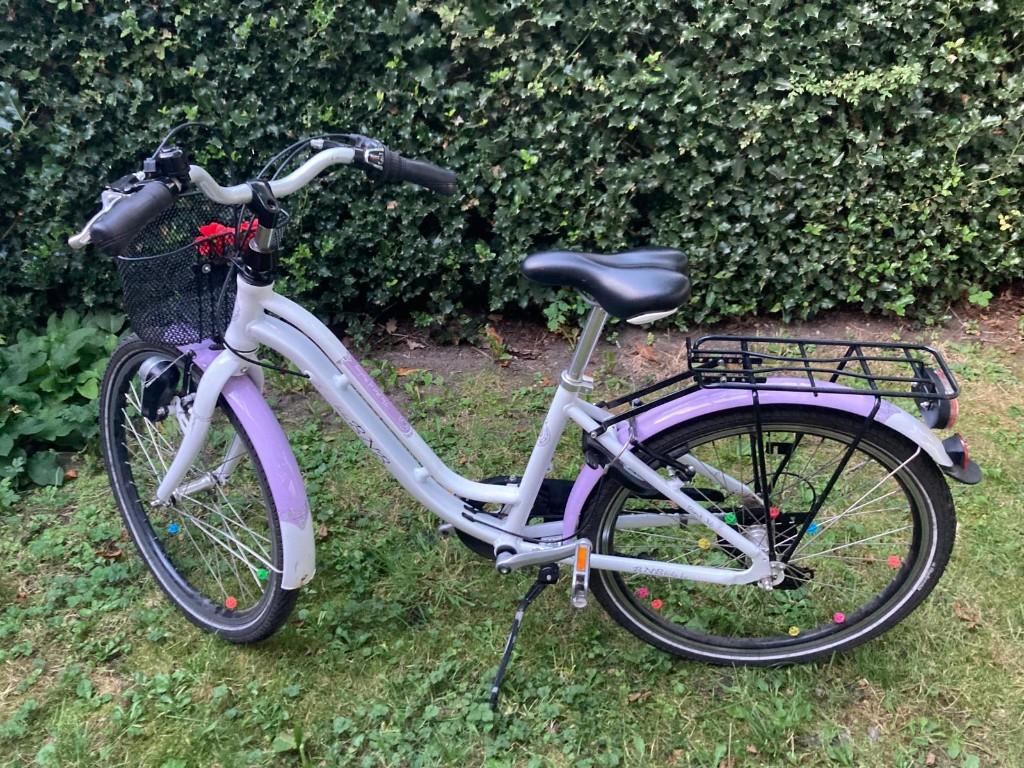 Meisjesfiets 24" BNB Wit/Paars, Fietsen en Brommers, Ophalen, Velgrem, Versnellingen, BNB Bike