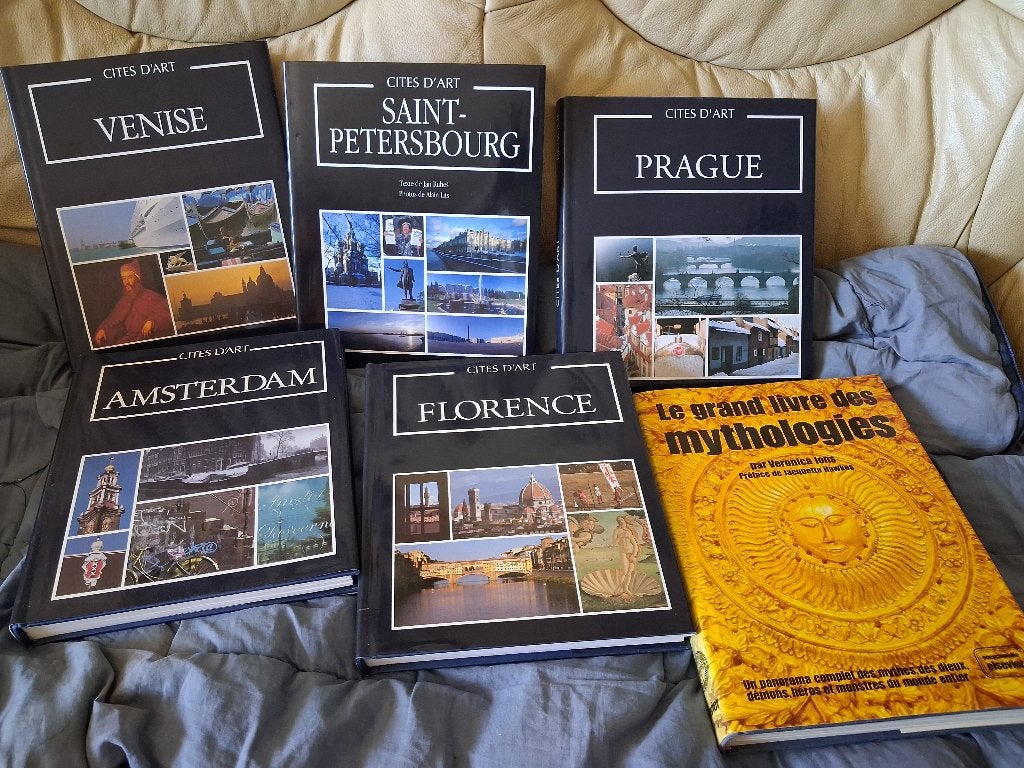 colection livre, Enlèvement, Comme neuf