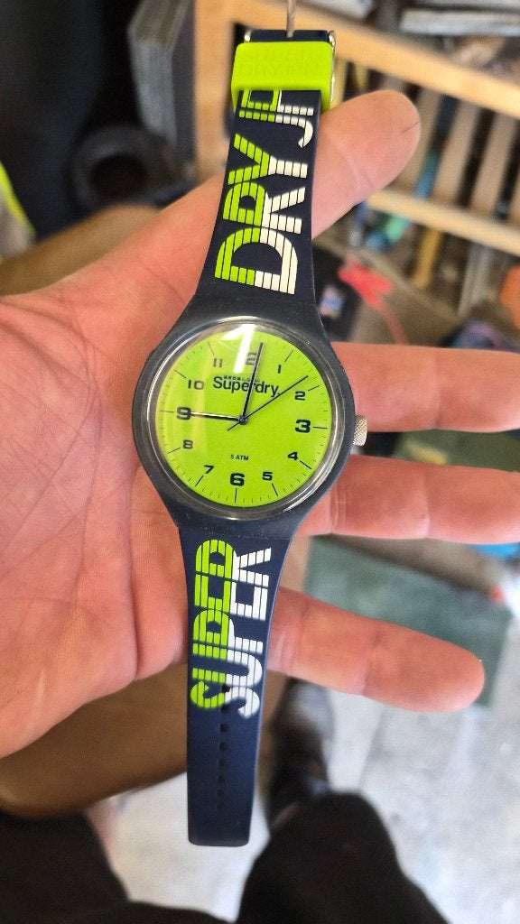 Horloge, Ophalen