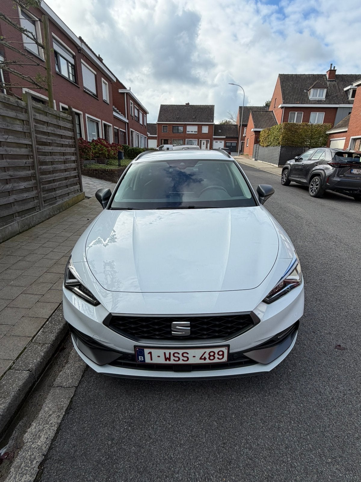 Seat Leon ST FR carplay -android -navigatie, Auto's, Automaat, Leon, Wit, Particulier