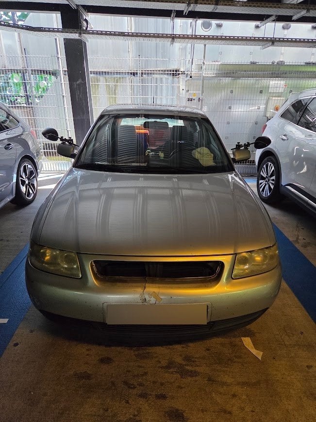 Audi A3 1.9 TDI, Argent ou Gris, Boîte manuelle, Noir, Particulier