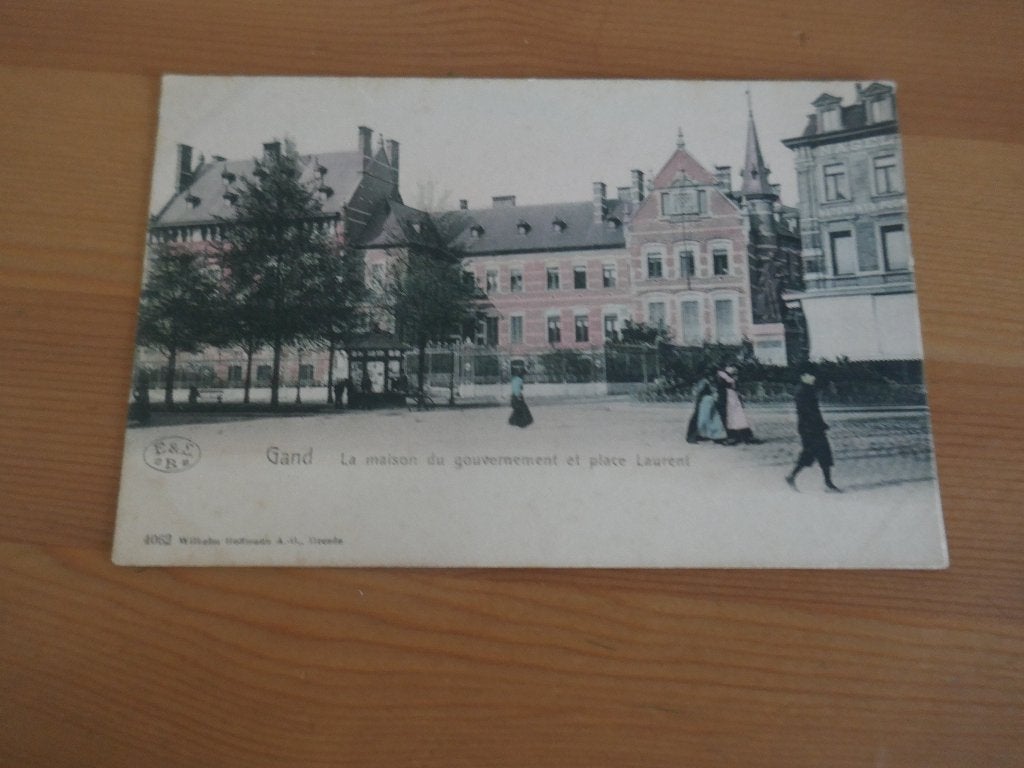 gent la maison du gouvernement et place laurent, Verzenden, Ongelopen, Oost-Vlaanderen