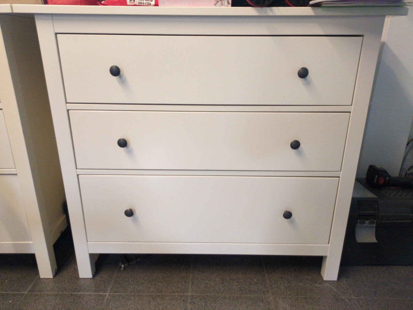 Witte hemnes ladekast met 3 laden 108x96 cm, Huis en Inrichting, 3 of 4 laden, Ophalen, 100 tot 150 cm, Minder dan 100 cm