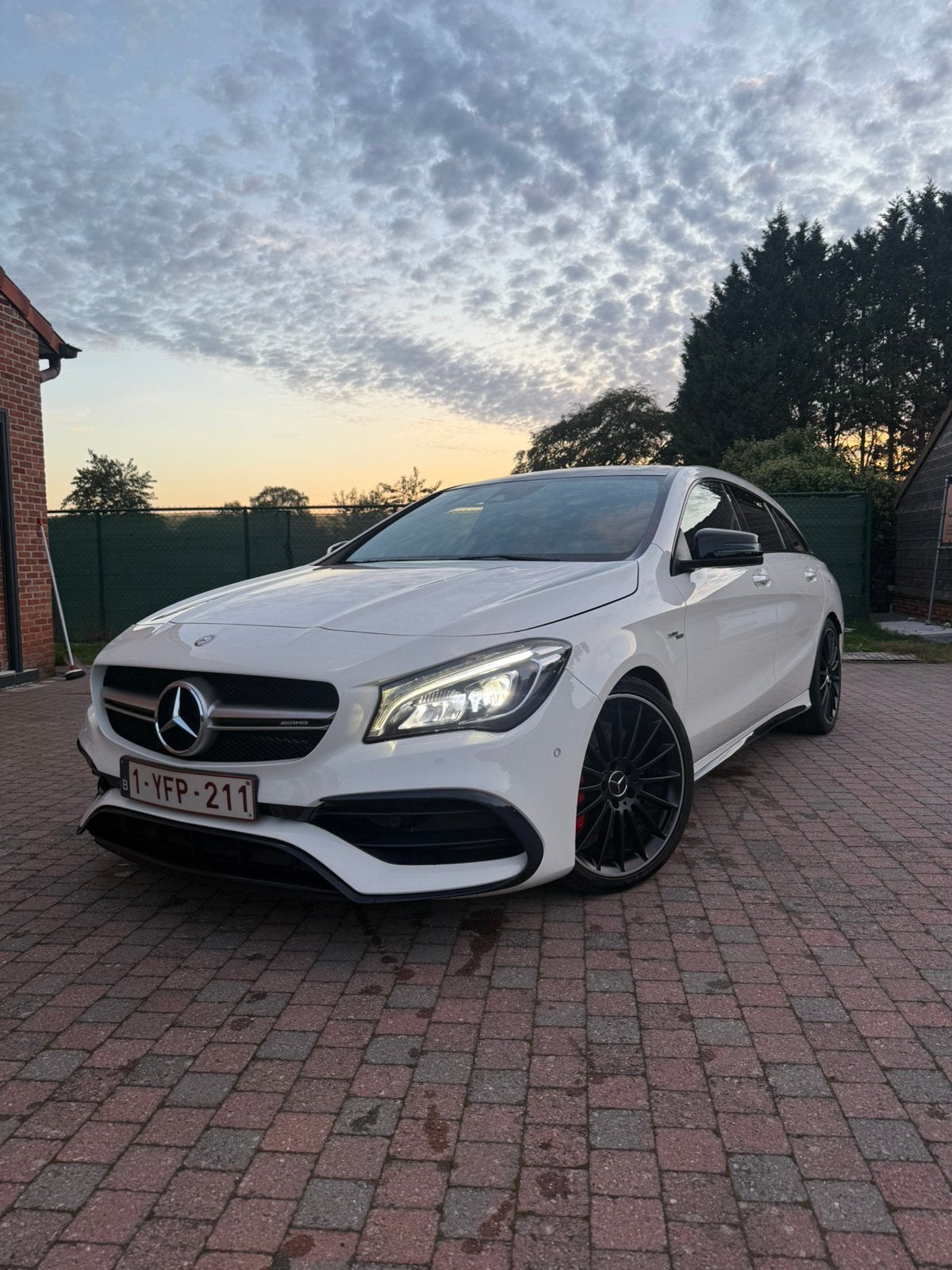 Mercedes CLA 45 AMG shooting break, Auto's, Automaat, CLA, 4 cilinders, Wit
