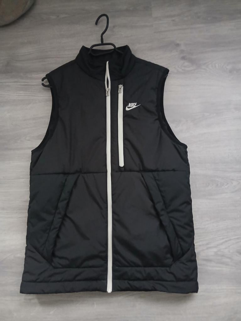 Nike bodywarmer maat xs, Ophalen, Zwart, Nike, Zo goed als nieuw
