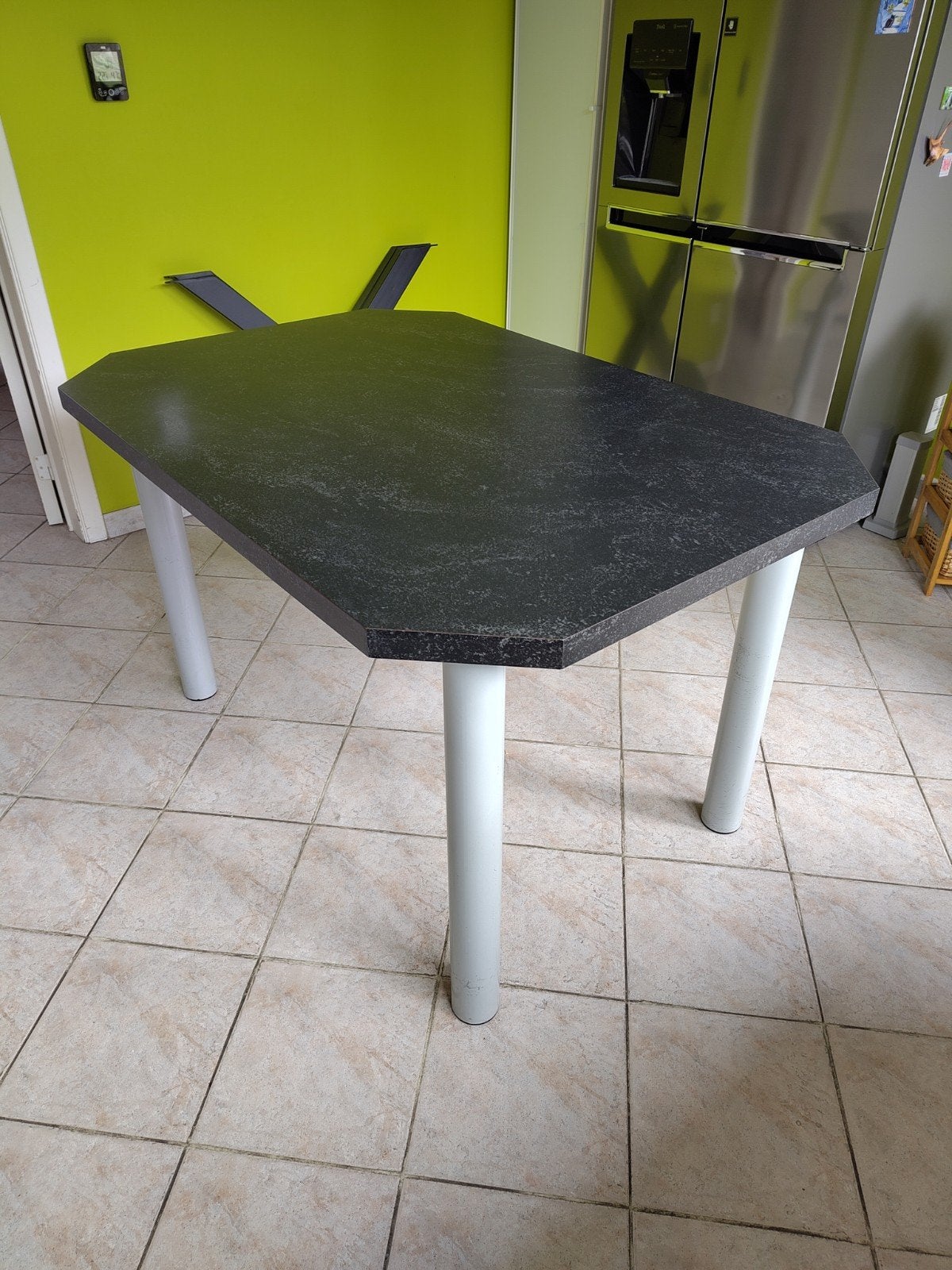 Sterke keukentafel, L 130 B 90 D 4, Huis en Inrichting, Tafels | Eettafels, Ophalen, Gebruikt, 100 tot 150 cm, 50 tot 100 cm